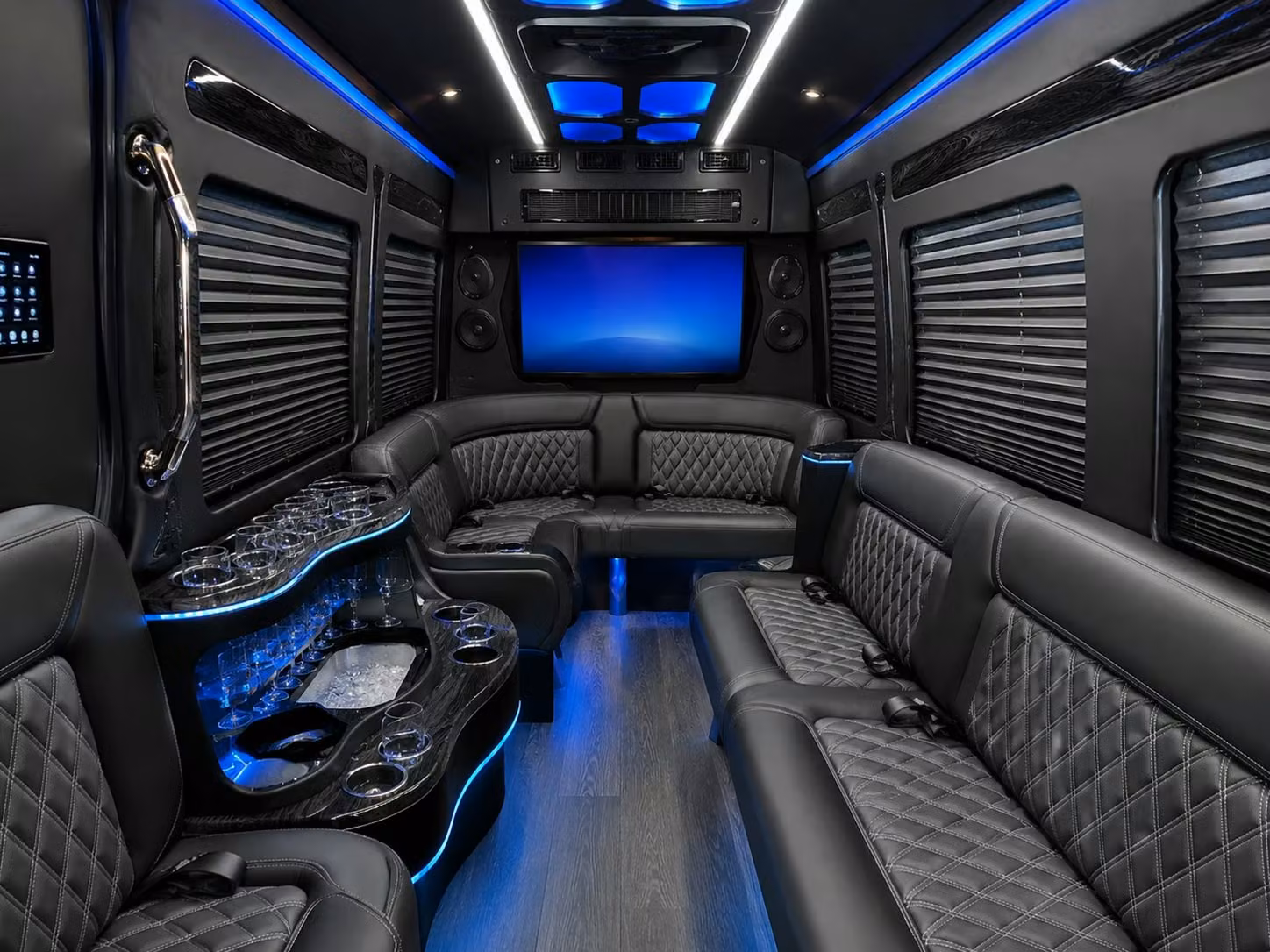jai alai horse racing and palm beach county motorsport event shuttles